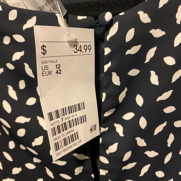 H&M polka dot dress - Picture 3 of 3